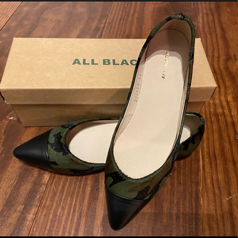 ALL BLACK green/black camo flats